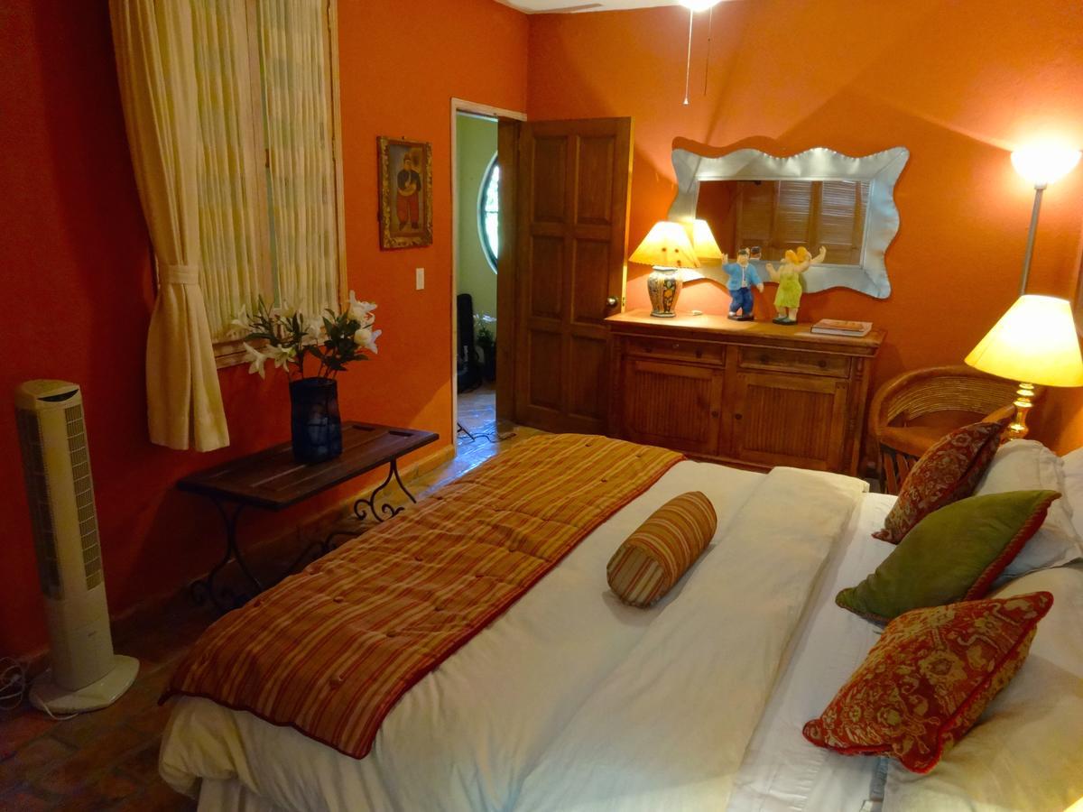 Bed and Breakfast Casa Calderoni Альенде Экстерьер фото